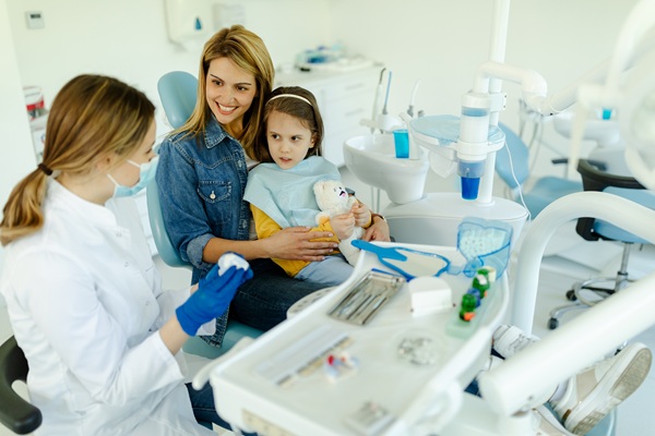 How A Kid Friendly Dentist Can Help Your Child Improve And Maintain Oral Health